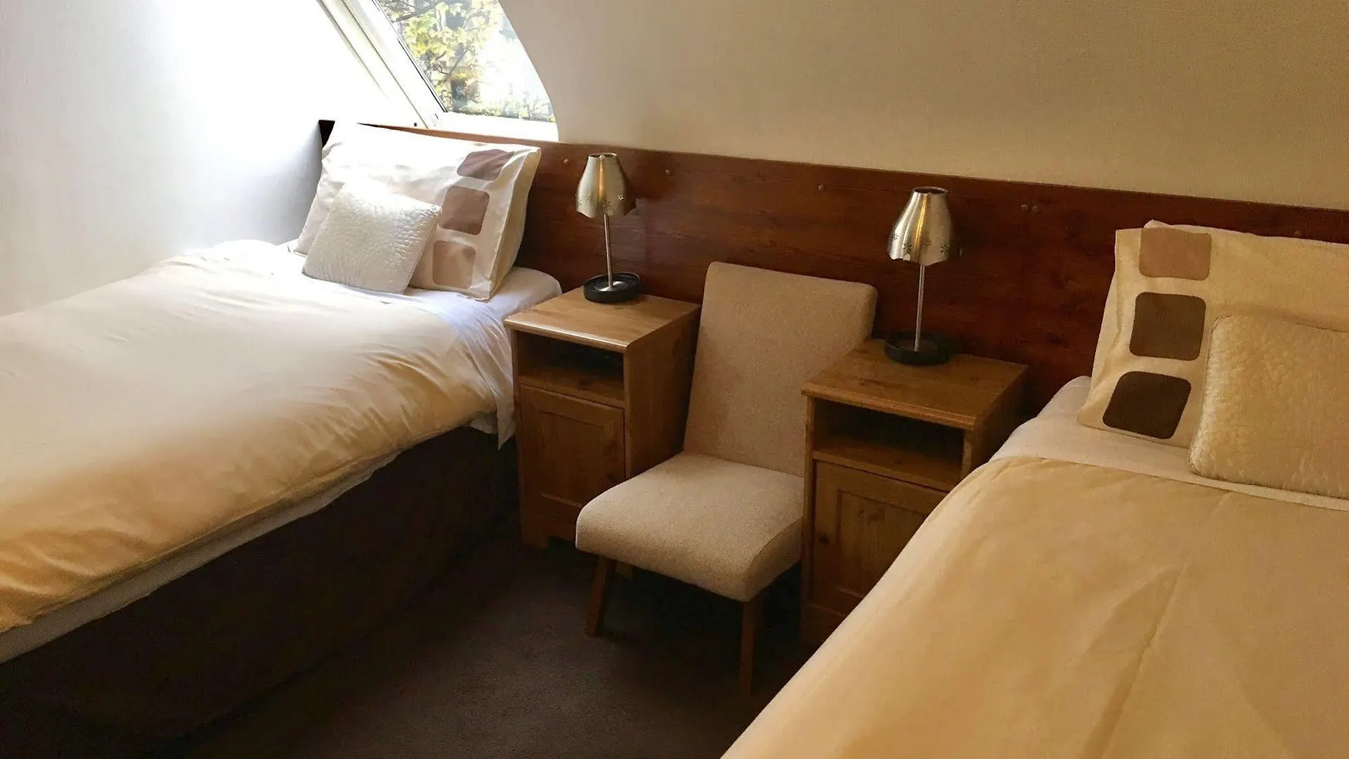 Allison House 16 Edinburgh 4*,  United Kingdom
