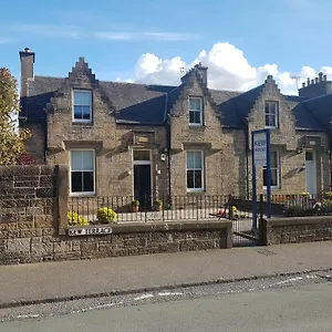 Kew House ***** Edinburgh