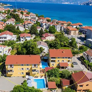 apartments-gorica-2.primorje-gorskikotar.com/
