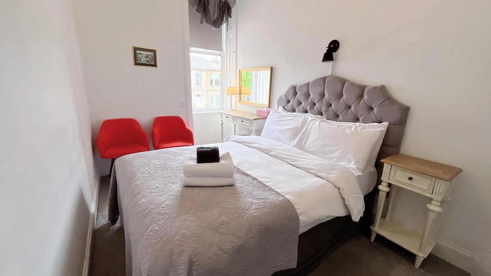 Allison House 16 Edinburgh 4*,