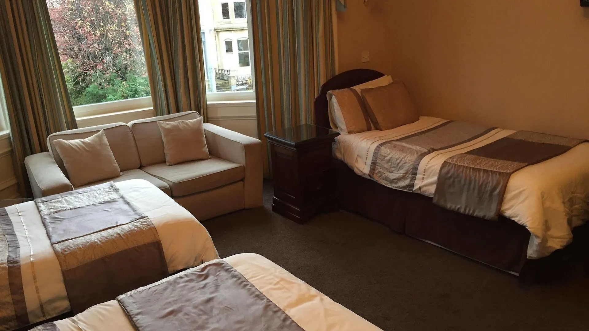 Allison House 16 Edinburgh 4*,  United Kingdom