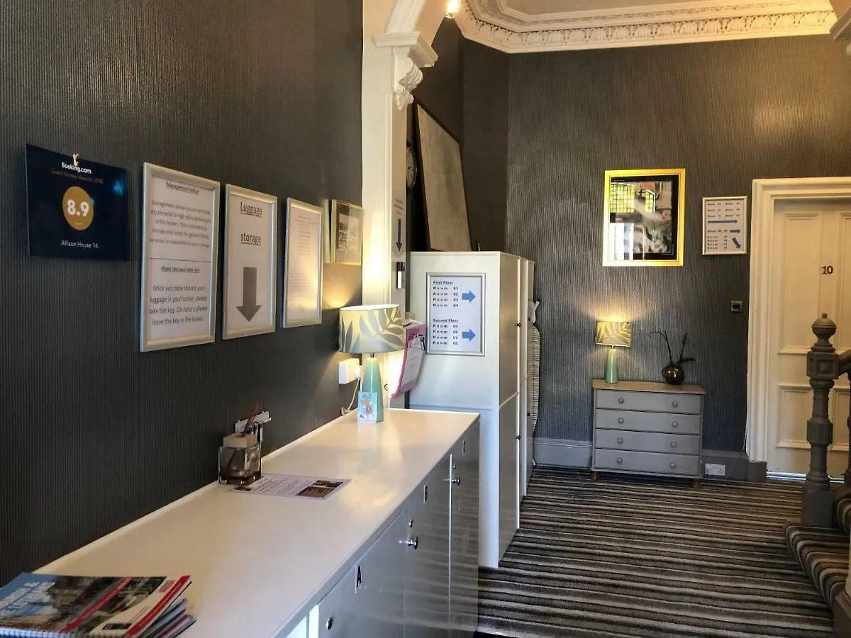 Allison House 16 Edinburgh 4*,